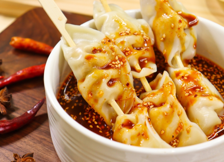 覆蓋家庭客群，注重“堂食+外賣”雙渠道